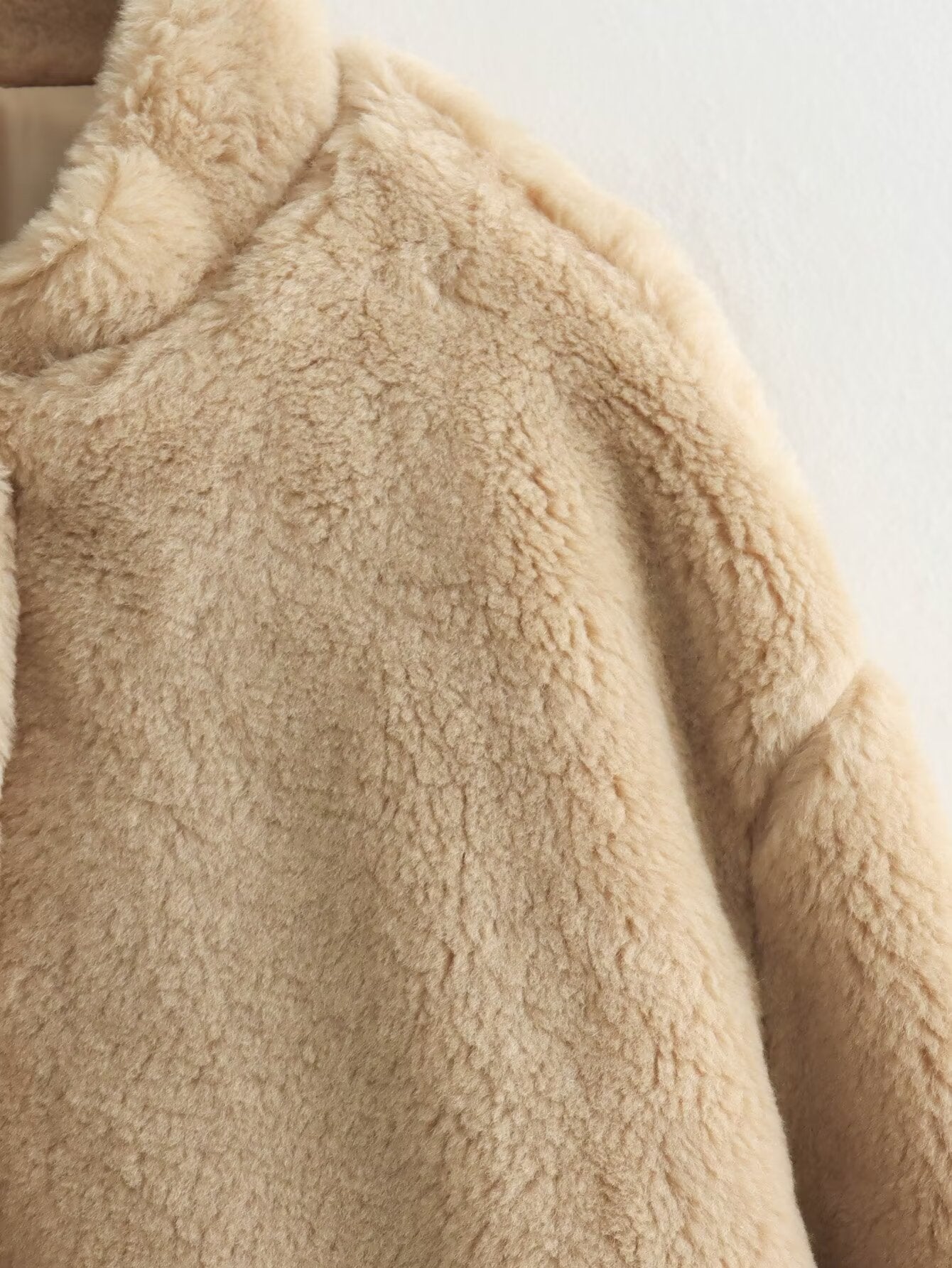 Chaqueta Con Corte Amplio Y Cuello Suave Para Mujer | Ideal Para Uso Diario En Invierno