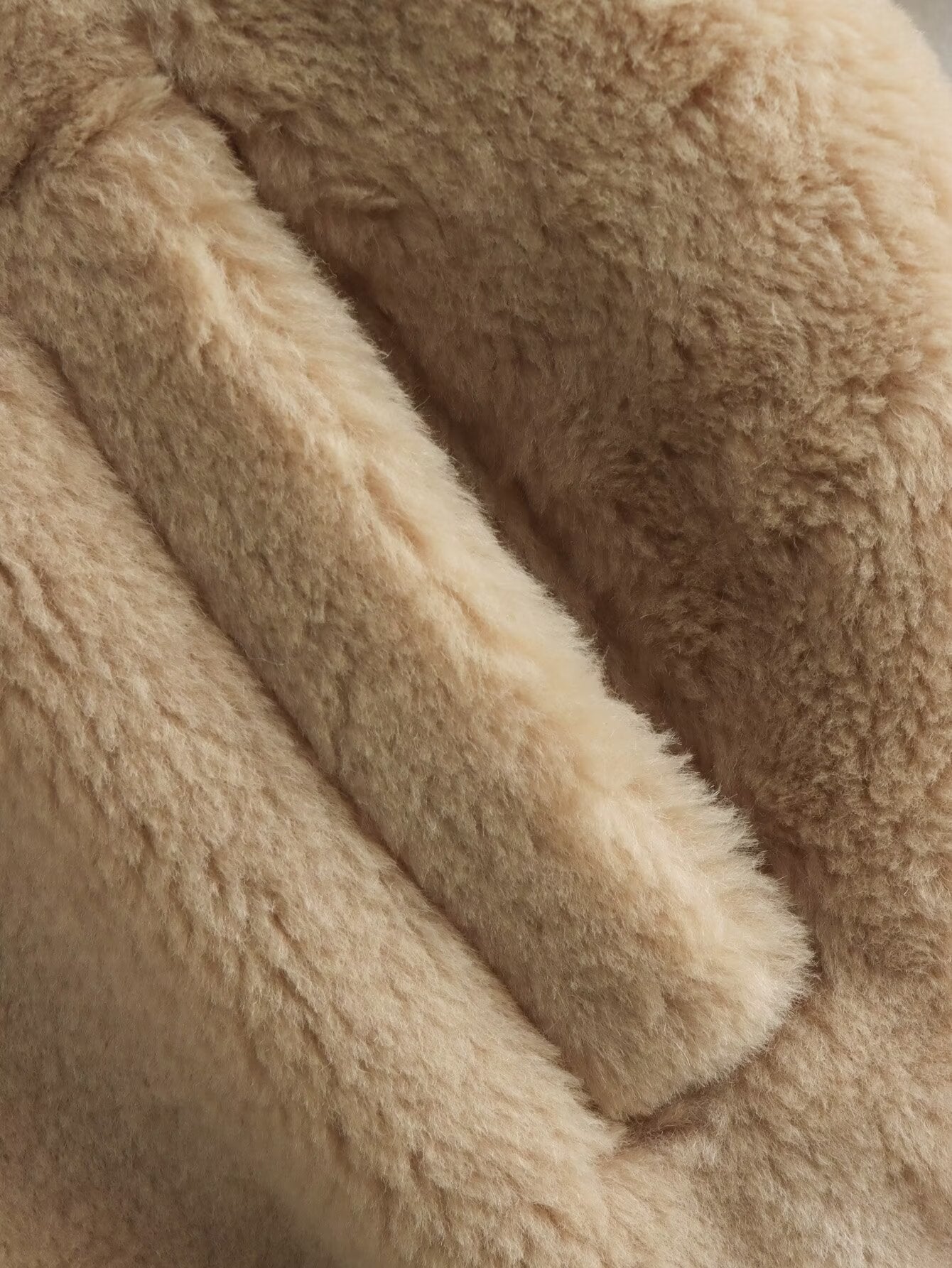 Chaqueta Con Corte Amplio Y Cuello Suave Para Mujer | Ideal Para Uso Diario En Invierno