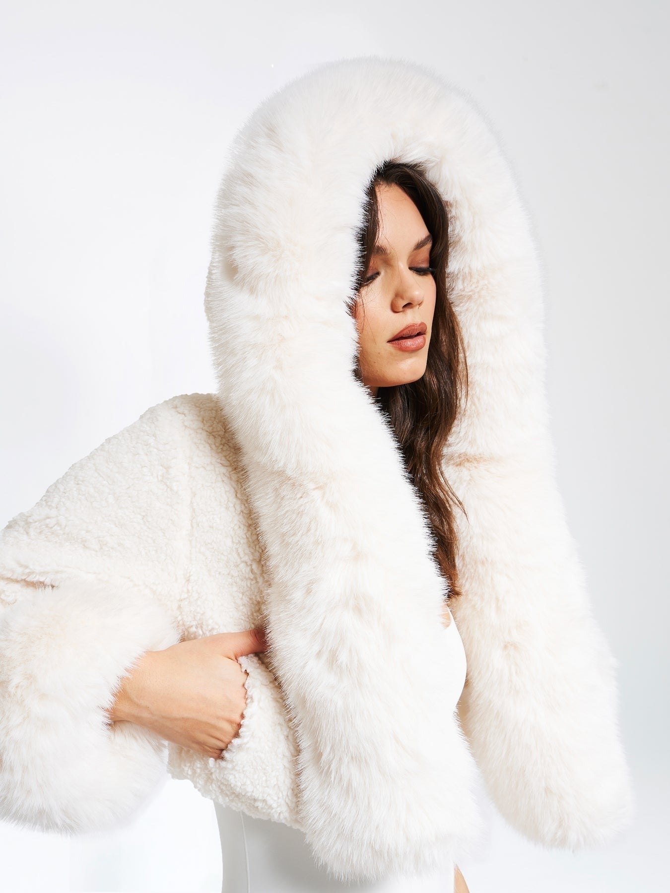 Chaqueta Corta Con Corte Cropped Para Mujer | Ideal Para Uso Diario En Invierno