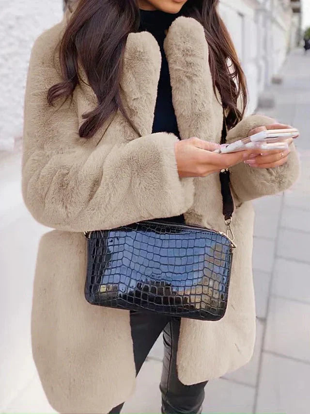 Abrigo Largo Estilo Teddy con Corte Amplio para Uso Diario | Ideal para Invierno