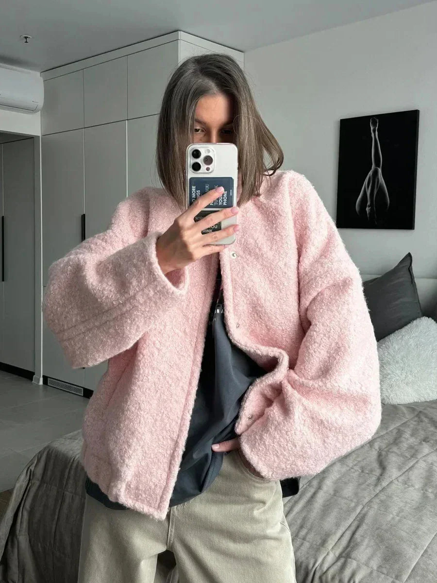 Chaqueta Corta con Corte Amplio para Mujer | Ideal para Otoño e Invierno