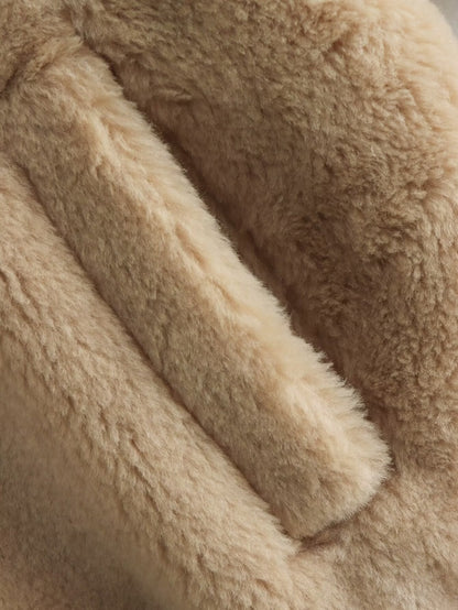 Chaqueta Con Corte Amplio Y Cuello Suave Para Mujer | Ideal Para Uso Diario En Invierno