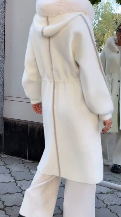 Manteco con Cinturón de Ajuste y Capucha Integrada para Mujer | Ideal para la Mi-Estación