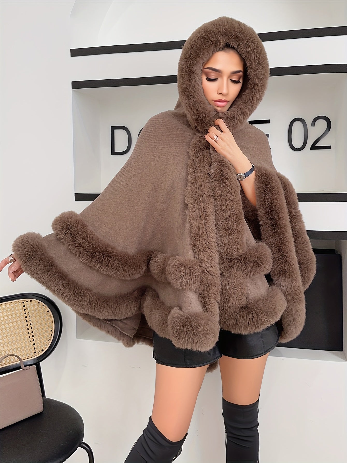 Capa-Mantón Oversize Con Capucha Para Mujer | Ideal Para Uso Diario En Otoño E Invierno