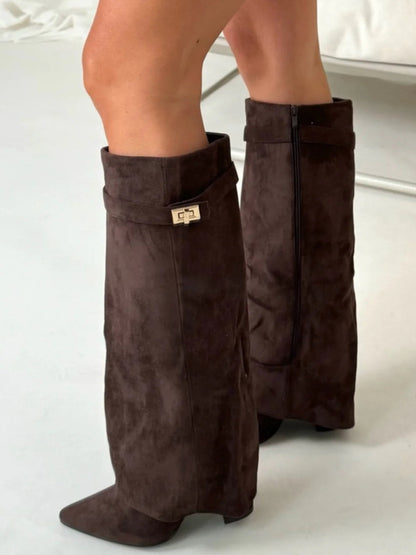 Botas Para Mujer Con Diseño Estructurado Y Detalles Metálicos | Ideal Para Ocasiones Especiales