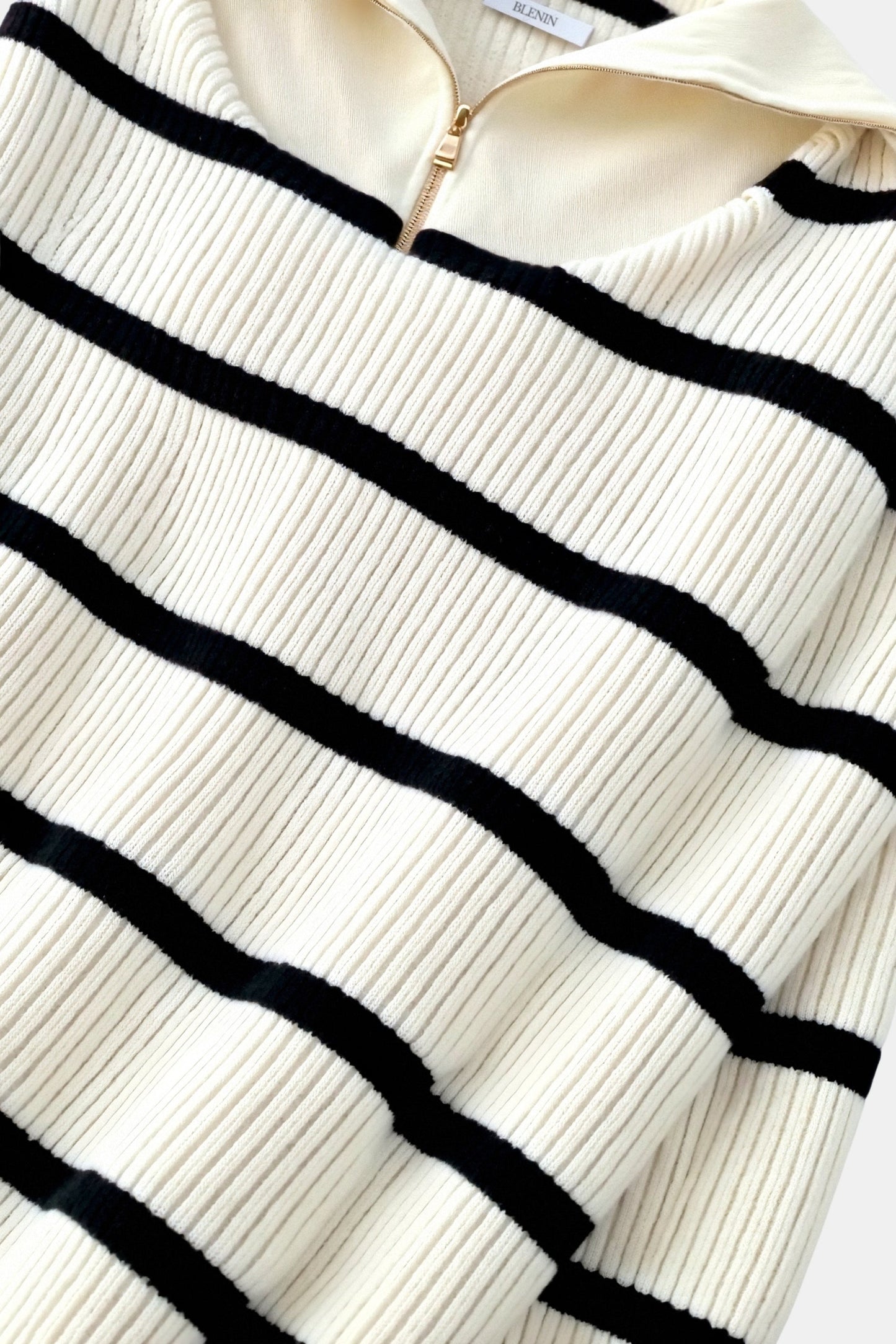 Jersey con Cremallera en el Cuello y Estampado de Rayas para Mujer | Ideal para Uso Diario en Días Frescos