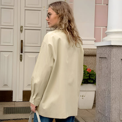 Chaqueta con Cuello Polo y Diseño Contrastado para Mujer | Ideal para la Media Estación