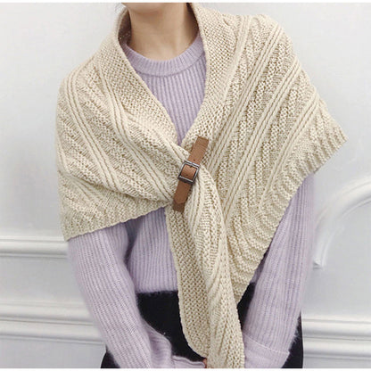Chal Triangular con Cierre Ajustable para Mujer | Ideal para Invierno