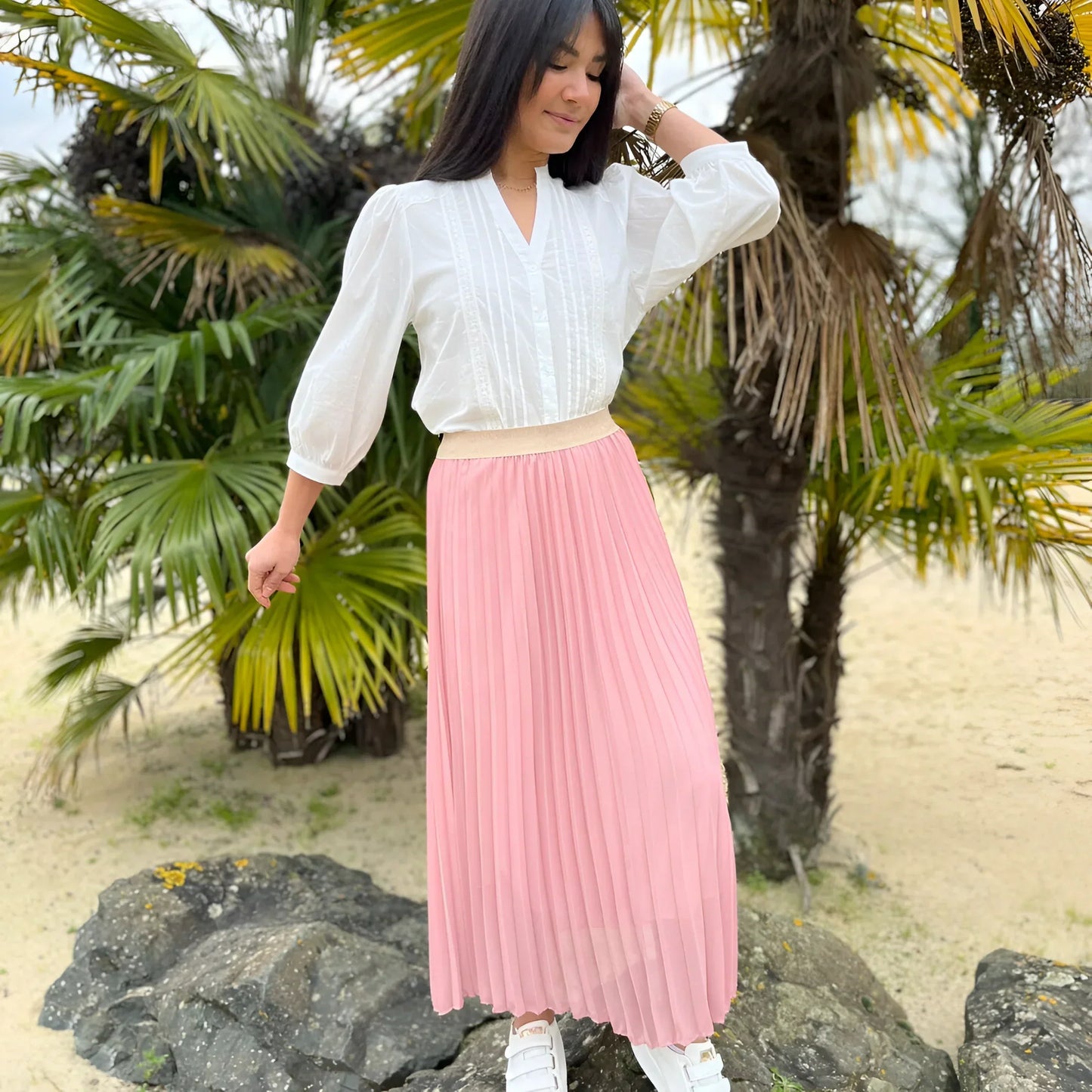 Falda Larga Plisada con Cinturón Dorado para Mujer | Ideal para Uso Diario o Eventos Planificados