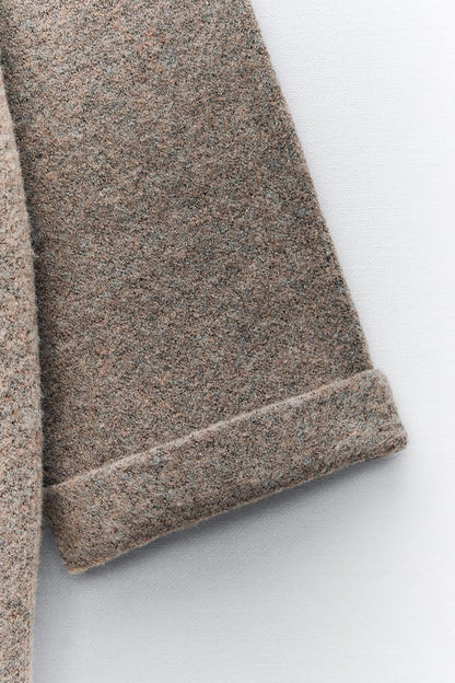 Veste Courte Tricotée avec Écharpe pour Femme | Idéale pour la Saison Froide