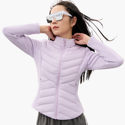 Chaqueta Híbrida con Diseño a Paneles para Mujer | Ideal para Entretiempo y Actividades al Aire Libre