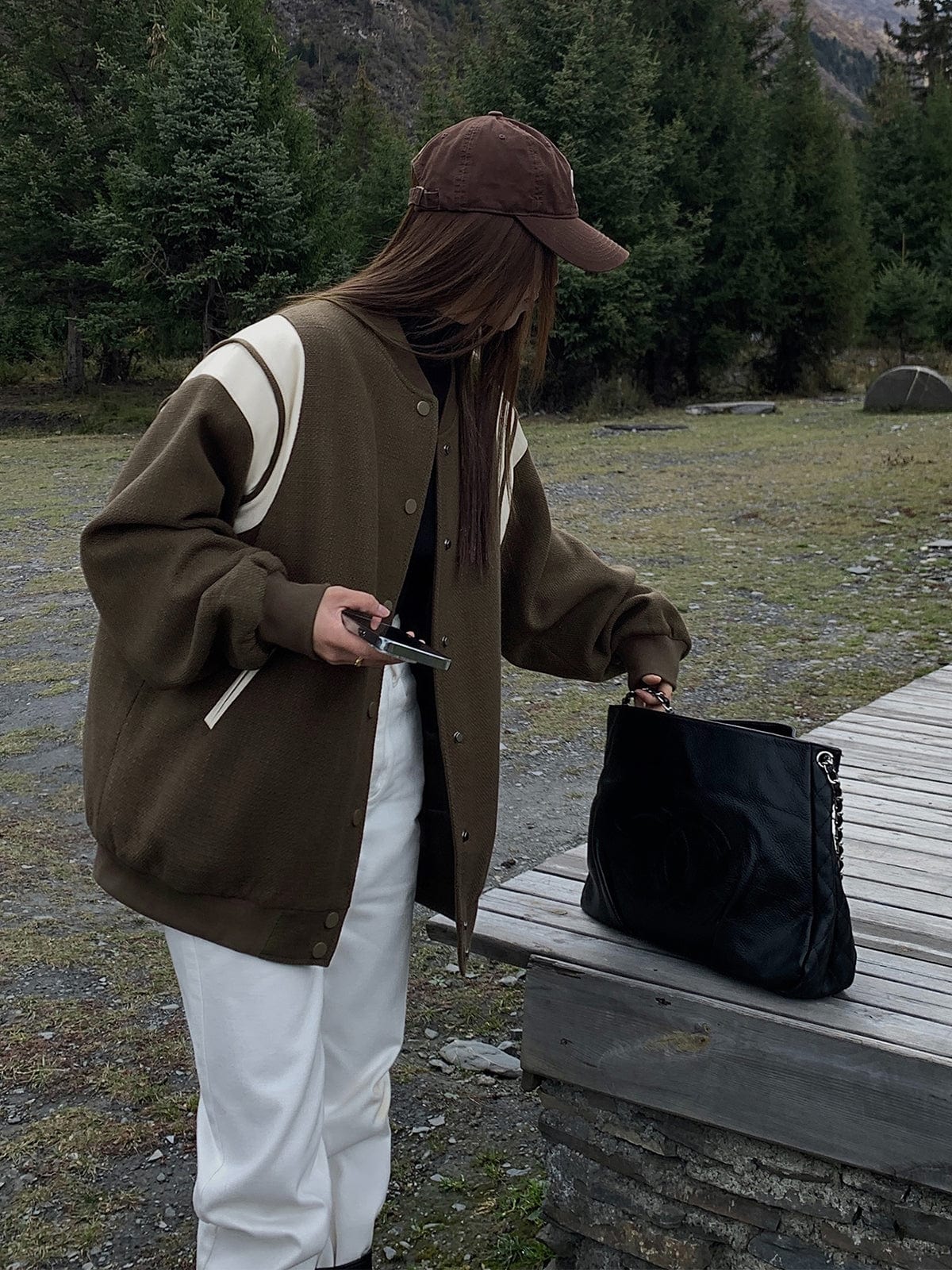 Chaqueta College Oversize con Mangas Contraste para Mujer | Ideal para Estilo Urbano