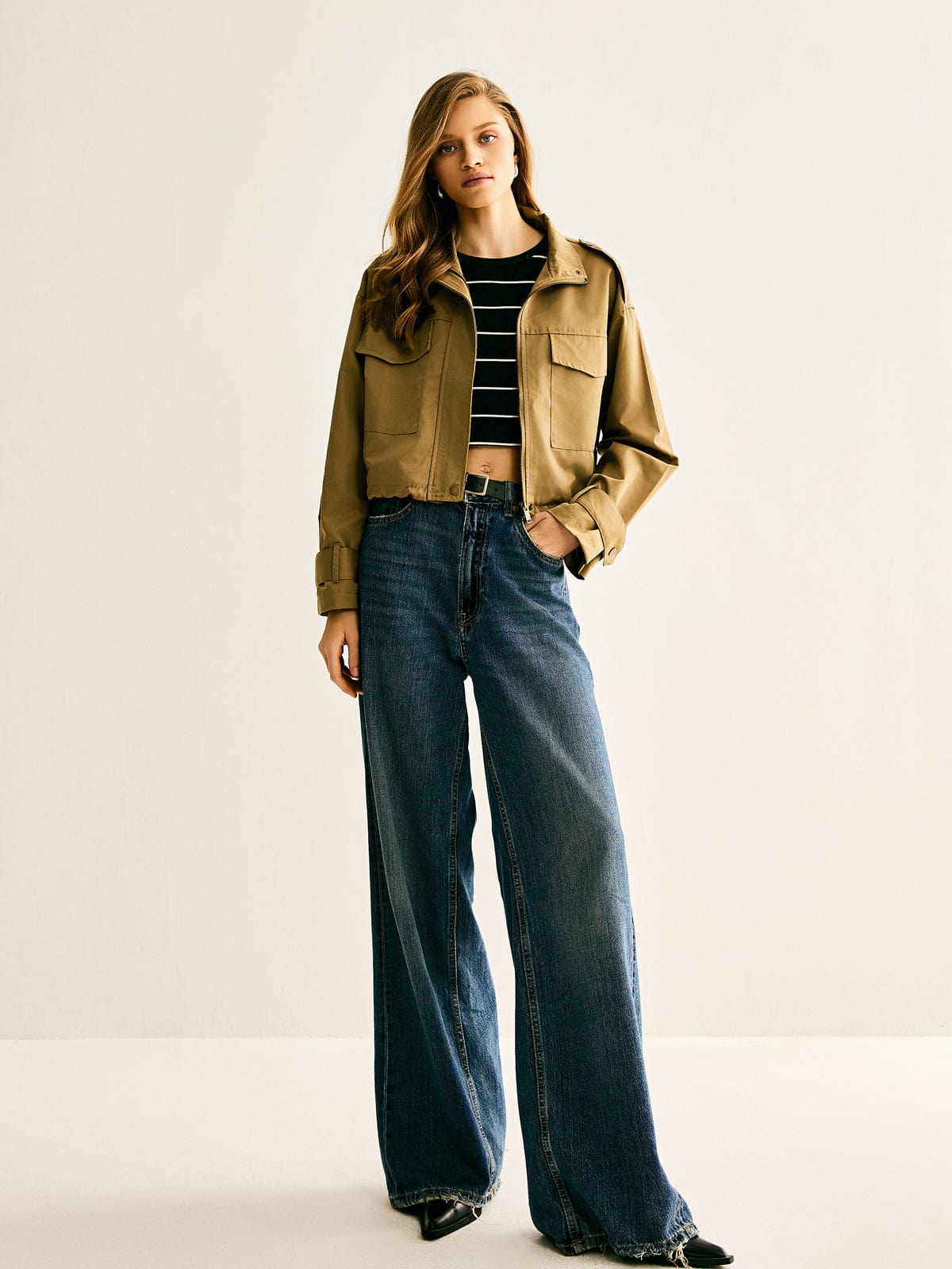 Chaqueta Utility Corta Con Bolsillos Frontales Para Mujer | Ideal Para Entretiempo