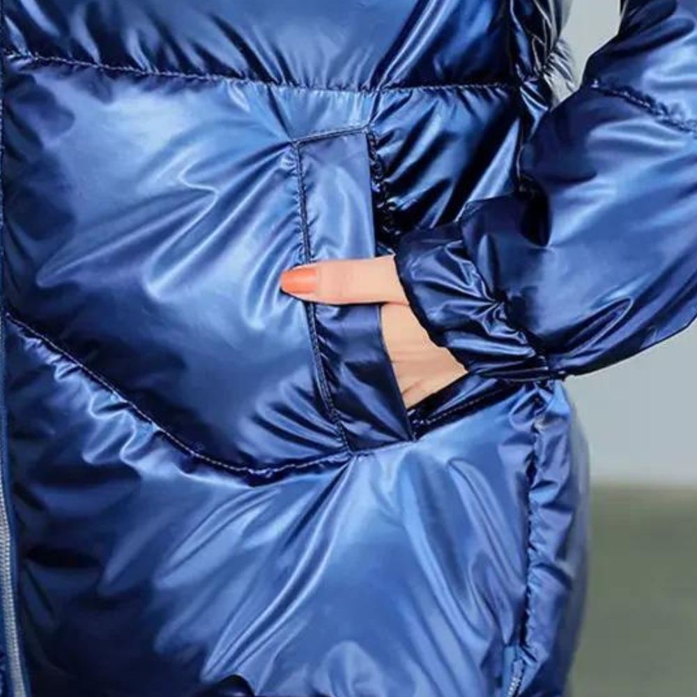 Abrigo Acolchado con Capucha Integrada para Mujer | Ideal para Invierno y Desplazamientos Diarios