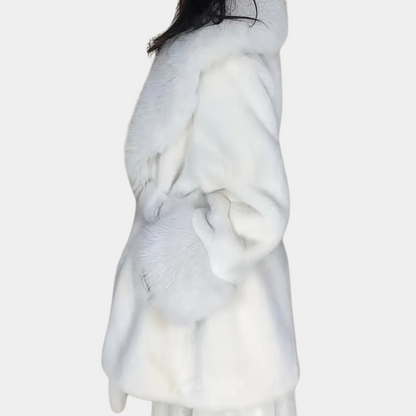 Abrigo con Cuello Amplio y Cinturón para Mujer | Ideal para El Invierno