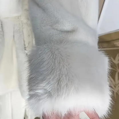 Abrigo con Cuello Amplio y Cinturón para Mujer | Ideal para El Invierno