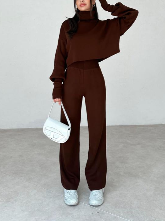 Conjunto de Dos Piezas con Diseño Coordinado para Adultos | Ideal para Uso Diario