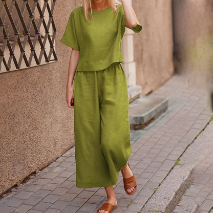 Conjunto de Dos Piezas con Manga Corta para Mujer | Ideal para la Temporada de Verano