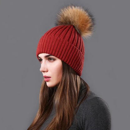 Gorro de Punto Canelado con Pompon para Mujer | Ideal para Invierno