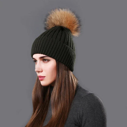 Gorro de Punto Canelado con Pompon para Mujer | Ideal para Invierno