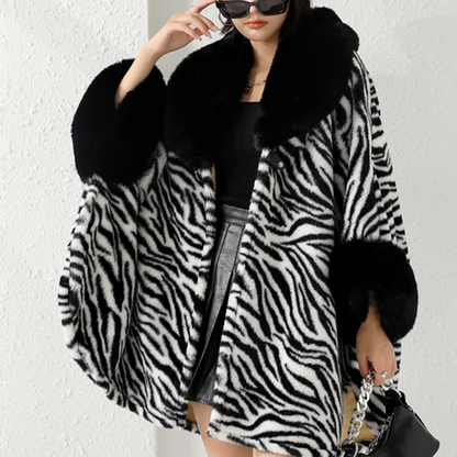 Capa con Corte Amplio para Mujer | Ideal para La Temporada Fría