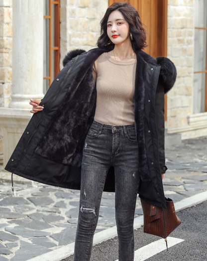 Manteco con Forro Desmontable y Capucha con Borde Sintético para Mujer | Ideal para Invierno