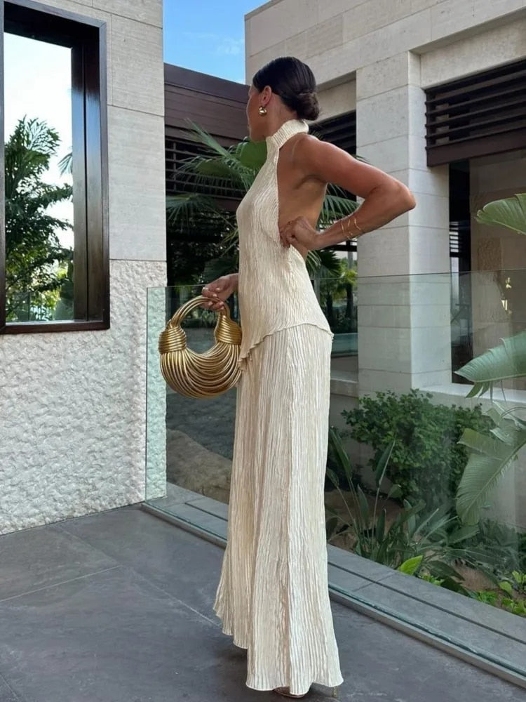 Conjunto De Top Halter con Espalda Abierta y Pantalón De Corte Amplio para Mujer | Ideal para Eventos y Ocasiones Especiales