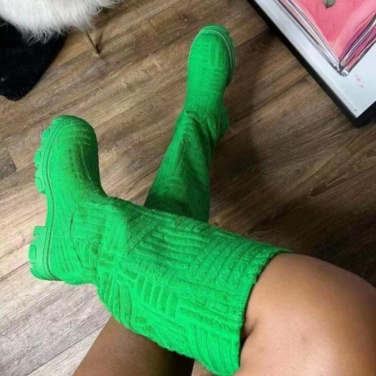 Botas Altas para Mujer con Suela Estable | Ideal para Invierno