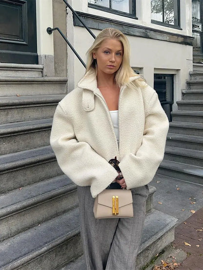 Chaqueta Corta con Cierre de Cremallera para Mujer | Ideal para Otoño e Invierno