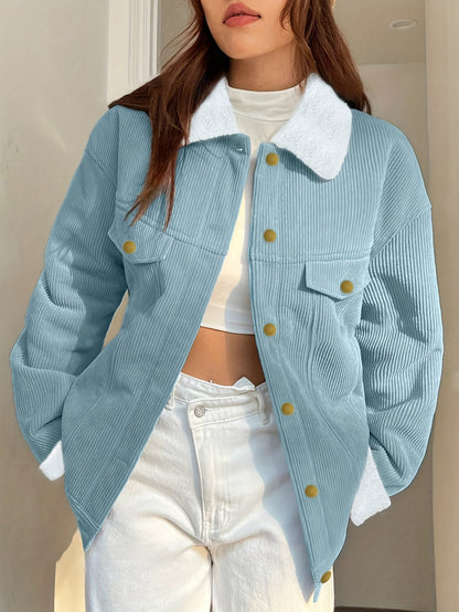 Abrigo con Diseño Cotelado y Cuello Estructurado para Mujer | Ideal para Otoño e Invierno