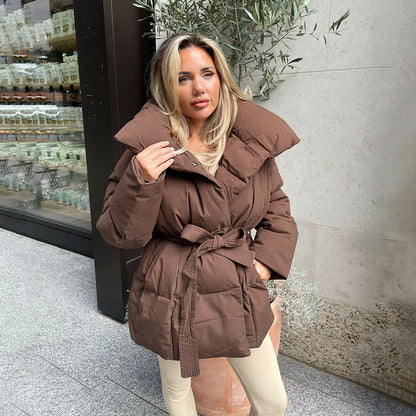 Abrigo Largo con Capucha Integrada para Mujer | Ideal para Temporada Invernal