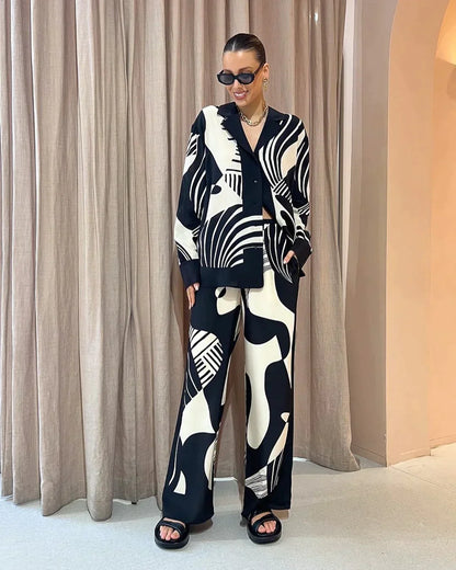 Conjunto De Dos Piezas En Blanco Y Negro Para Mujer | Ideal Para Uso Diario Y Salidas Informales