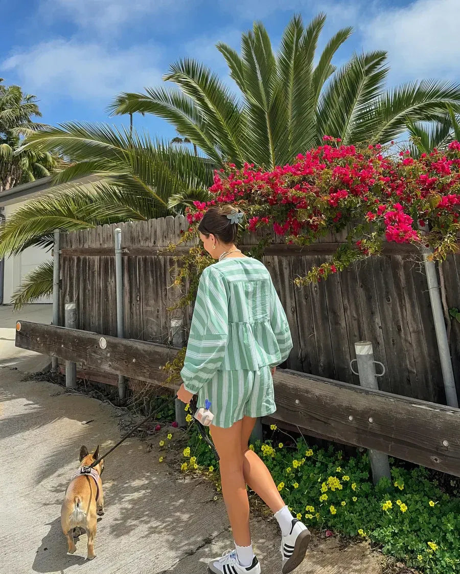 Conjunto con Blusa de Rayas y Short para Mujer | Ideal para Verano